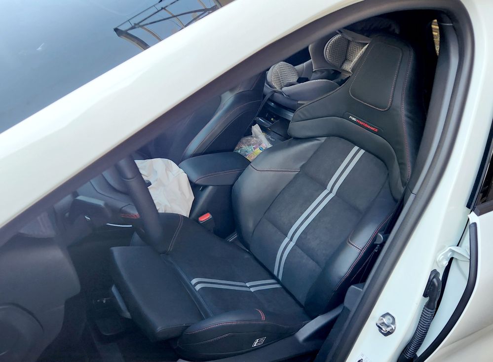 2025-10-09 15.57.07.jpg