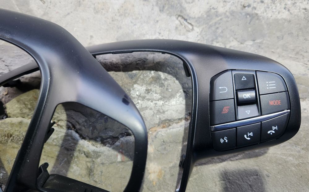 2025-12-15 14.09.43.jpg